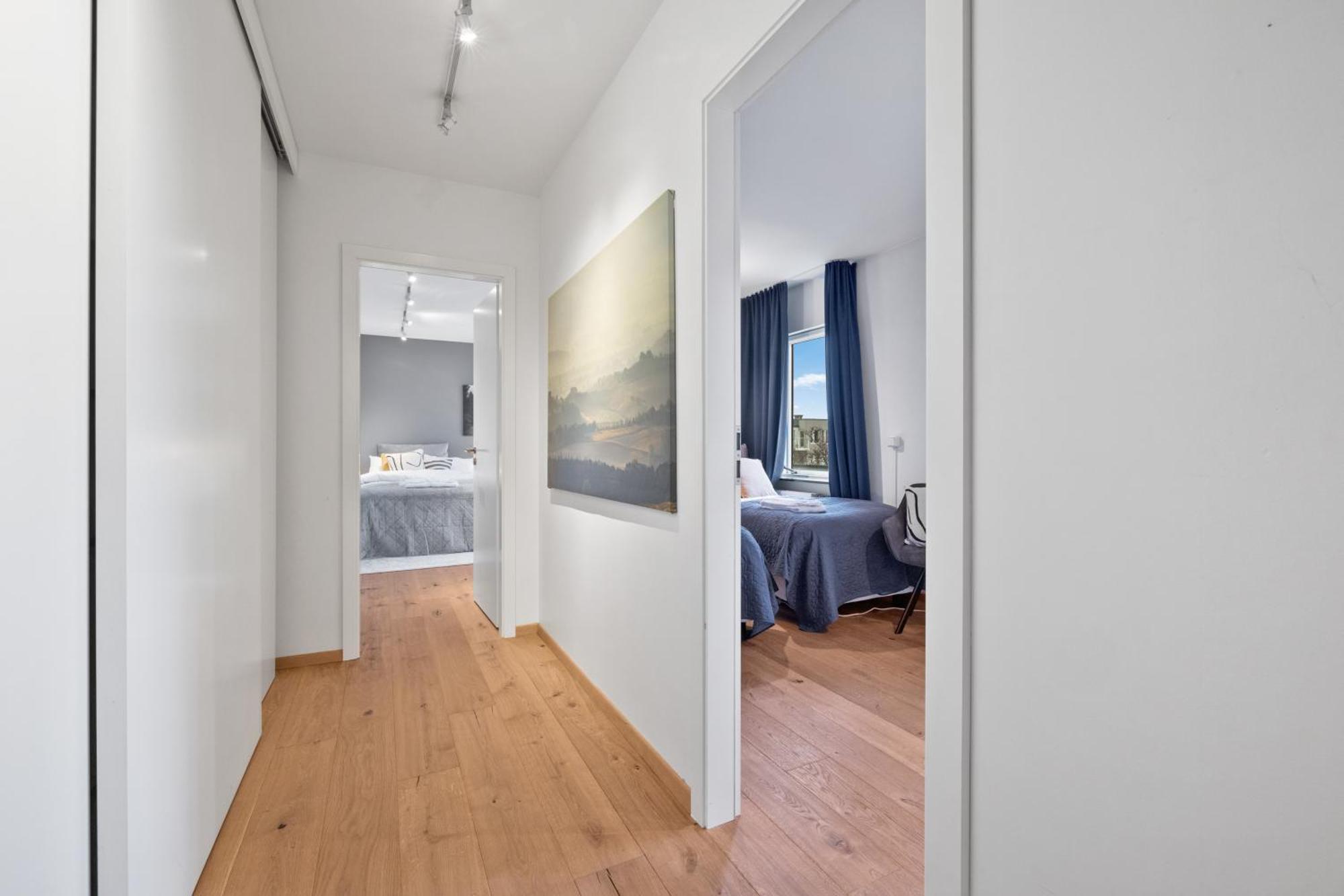 Penthouse Apt On The Shopping Street-Free Parking Reykjavik Bagian luar foto