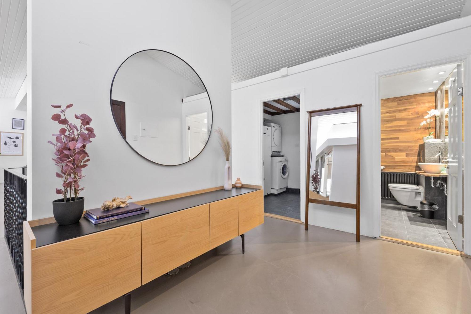 Penthouse Apt On The Shopping Street-Free Parking Reykjavik Bagian luar foto